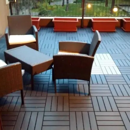 Intero Con Vista Sul Parco , Stazione Lejlighed *