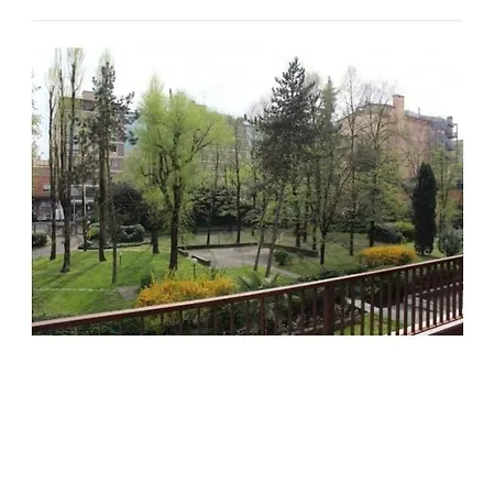 Intero Con Vista Sul Parco , Stazione